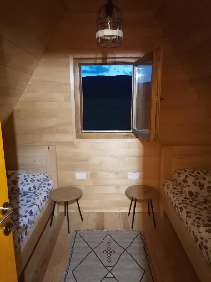 Bungalovi Tim Zabljak  Luaran gambar